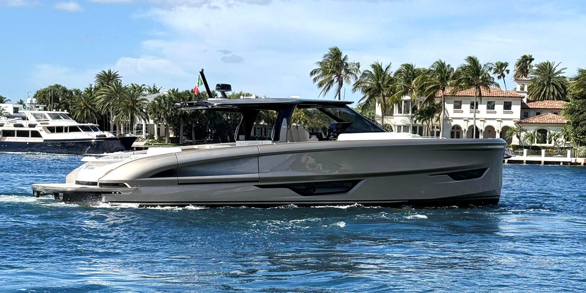 Solaris Power 52 Open ST