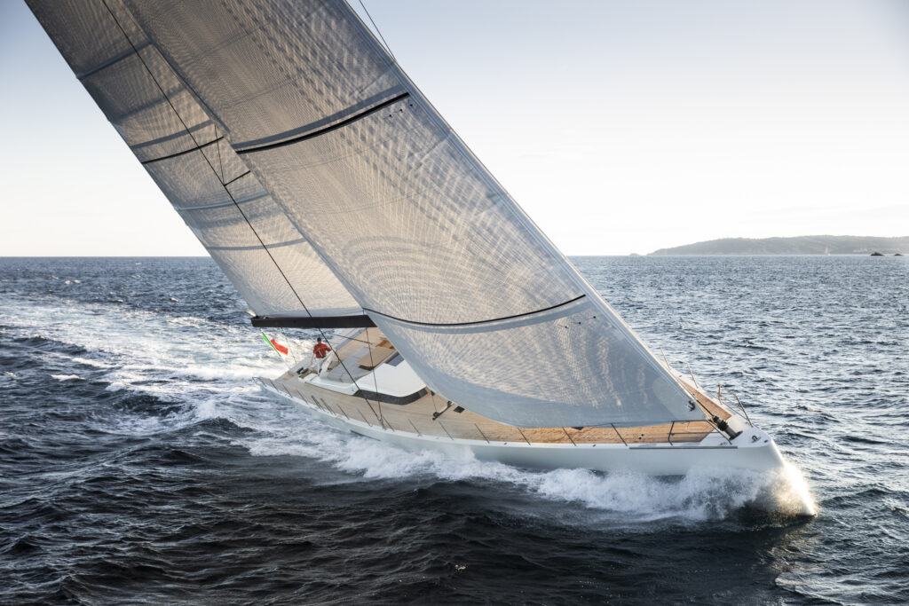 Solaris Yachts 111 RS