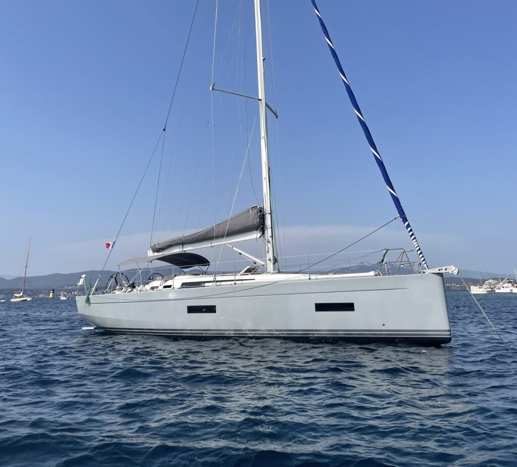Solaris Yachts 42
